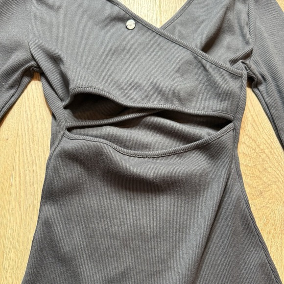 Roxy Good Keepsake Midi Long Sleeve Cutout Back Dress‎ Women's XS Black - Picture 7 of 9